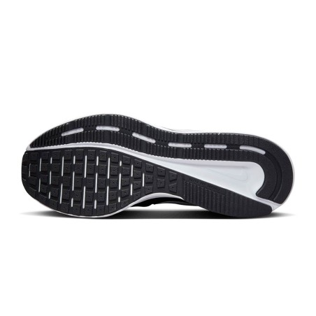 Tenis Nike Negro Hombre Run Swift 3